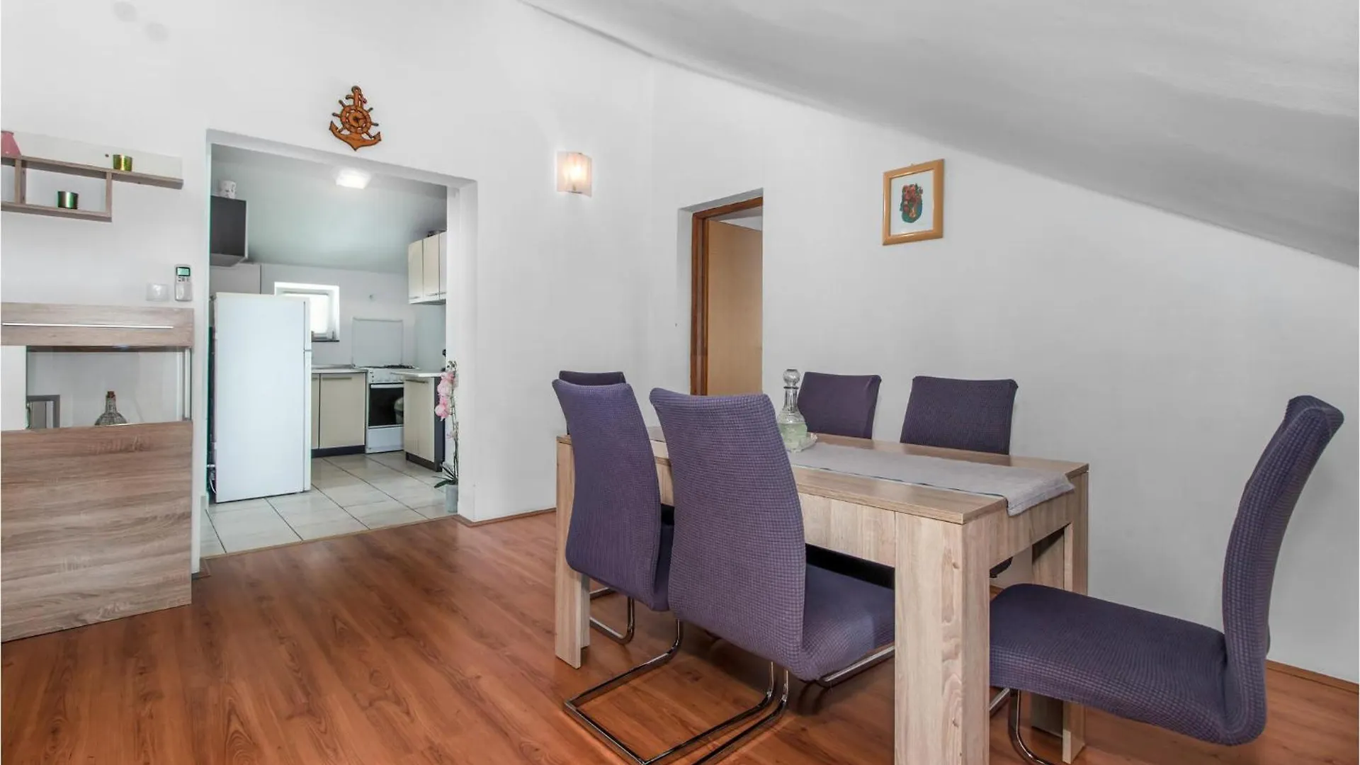 Lovely Apartment In Bribir With Kitchen  브리비르