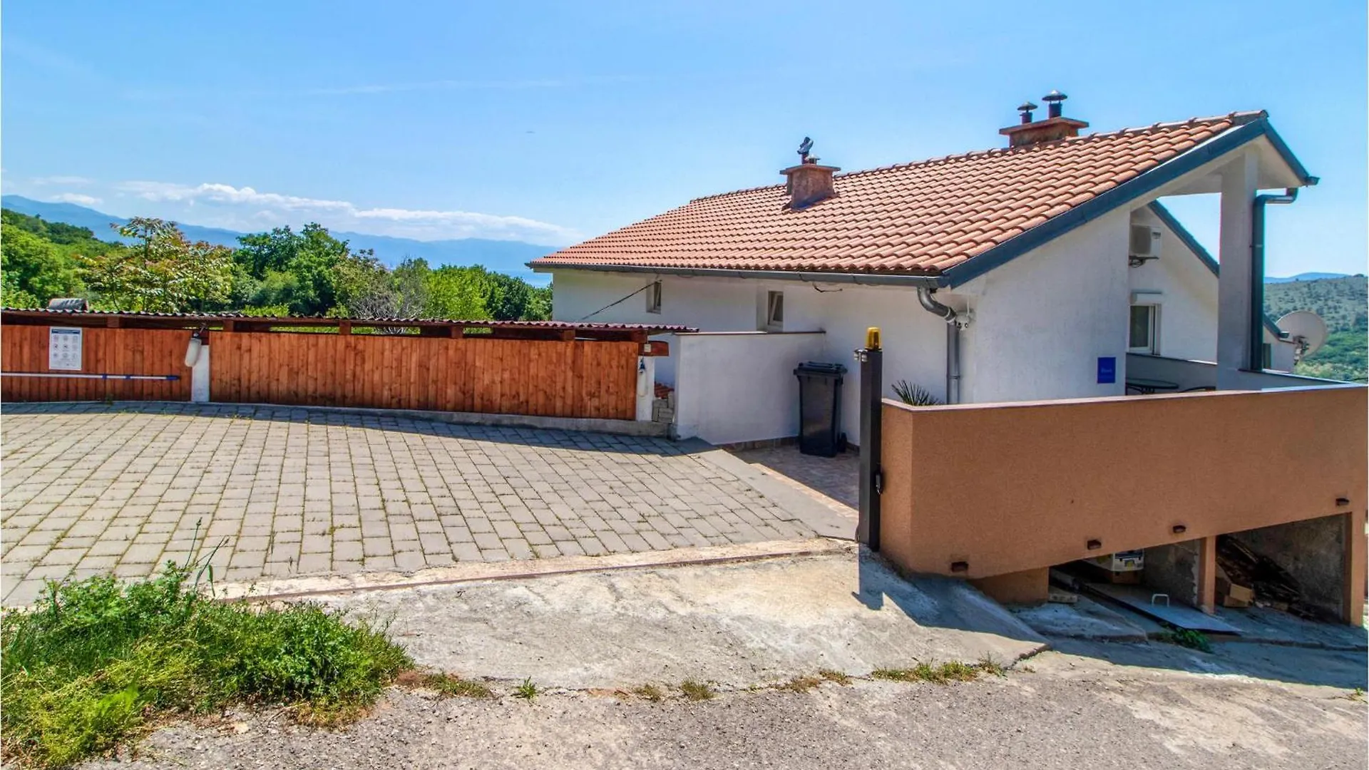 Lovely Apartment In Bribir With Kitchen Croatia