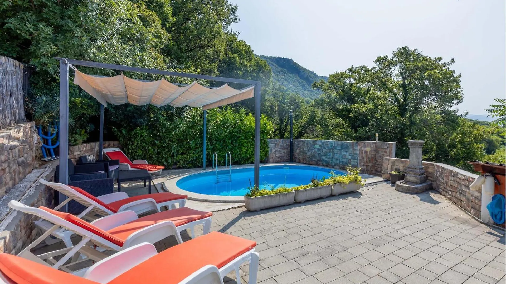 Lovely Apartment In Bribir With Kitchen